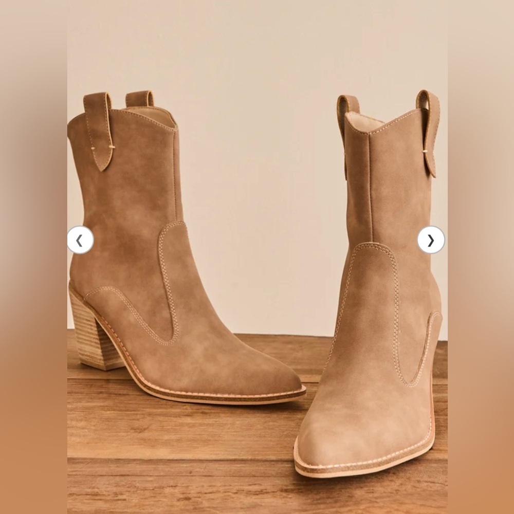 NWT Altar’d State Tara Ankle Western Heeled Booties - Picture 2 of 12